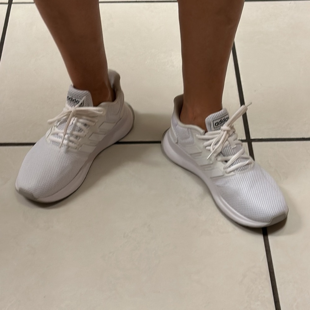 Adidas Tennis Shoes